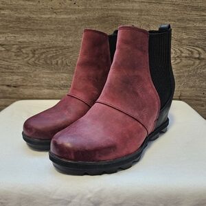 Sorel Joan of Arctic Red Wedge Chelsea Boot
